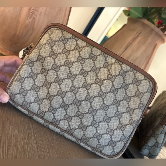 Gucci Handbags - Gucci GG Pouch